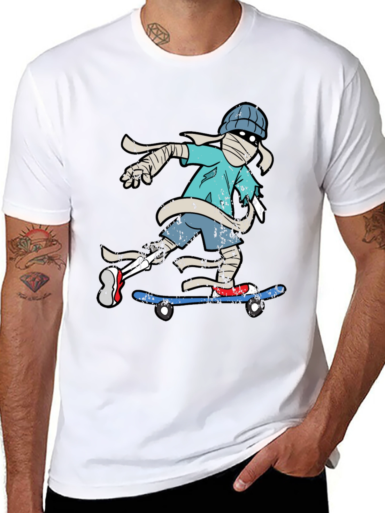 Skateboarding Mummy Graphic Tee - Cool T-Shirt