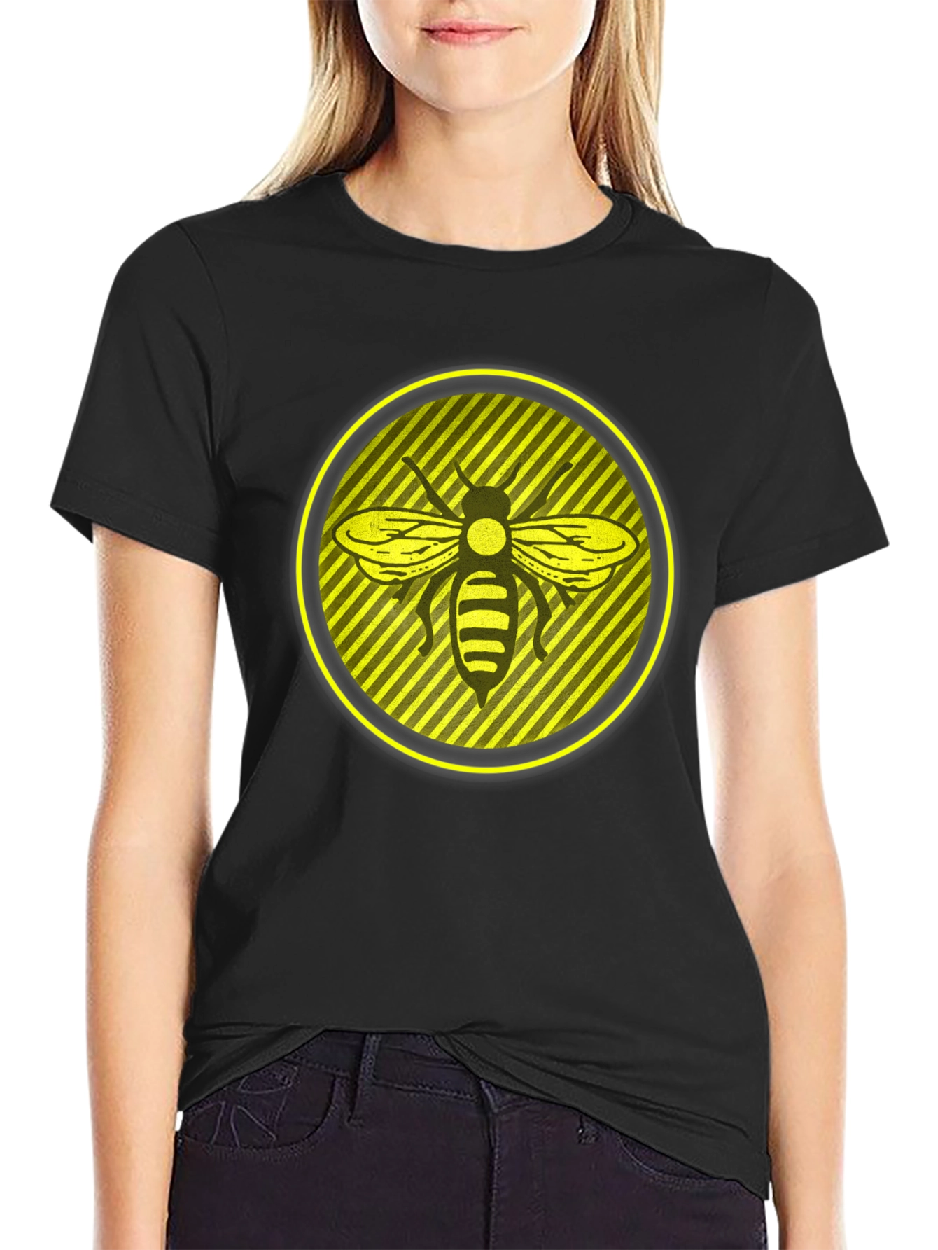 Striking Bee Graphic Tee - Black Cotton Casual Wear