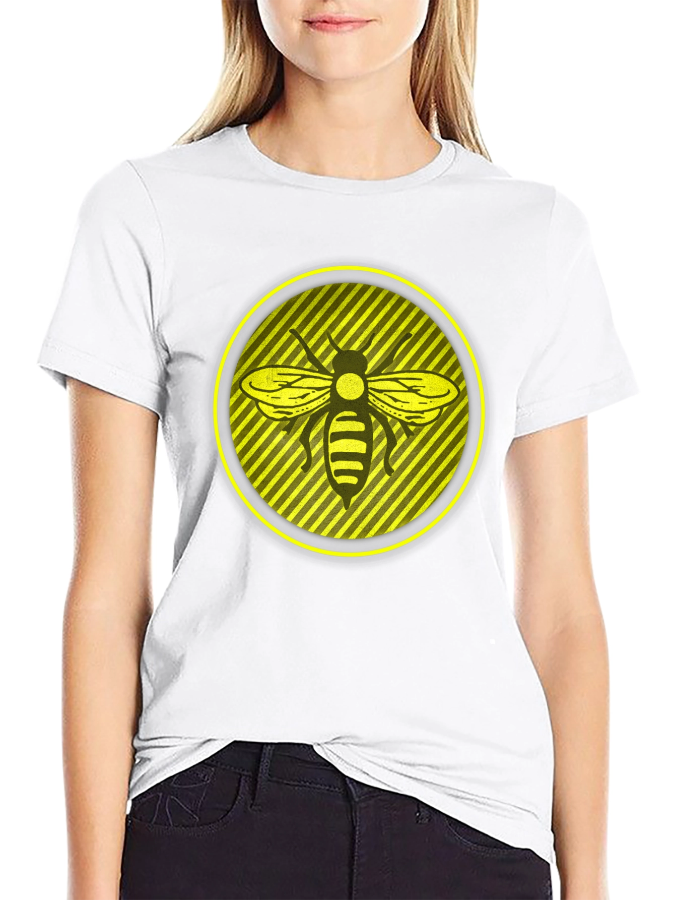 Striking Bee Graphic Tee - Black Cotton Casual Wear