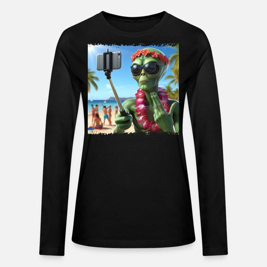 Alien takes beach selfie