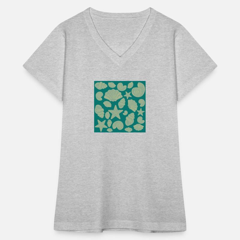 Seashells and starfish ocean life