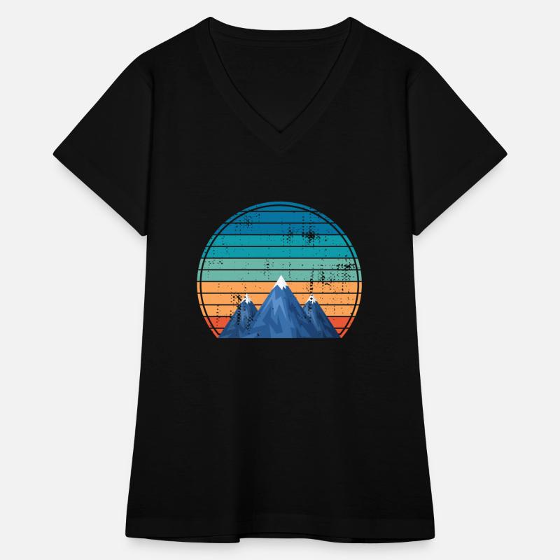 Vintage Retro Mountains Sunset Design